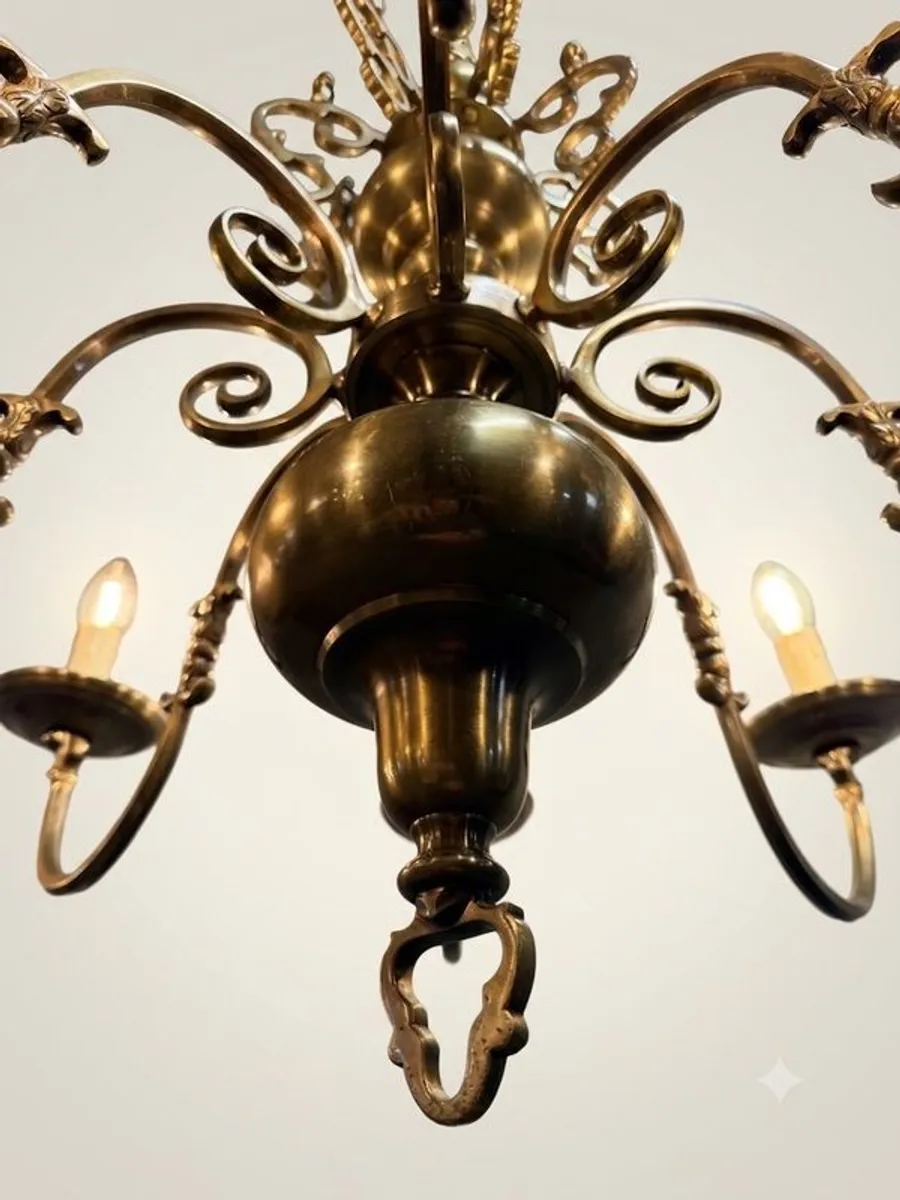 Exquisite Quality Antique Eight-Branch Flemish Brass Chandelier - Image 4
