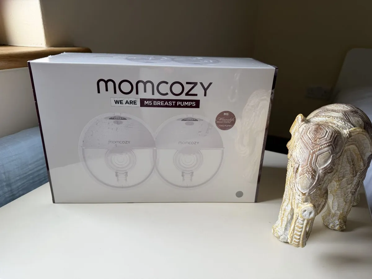 Unopened Momcozy DOUBLE M5 - Image 3