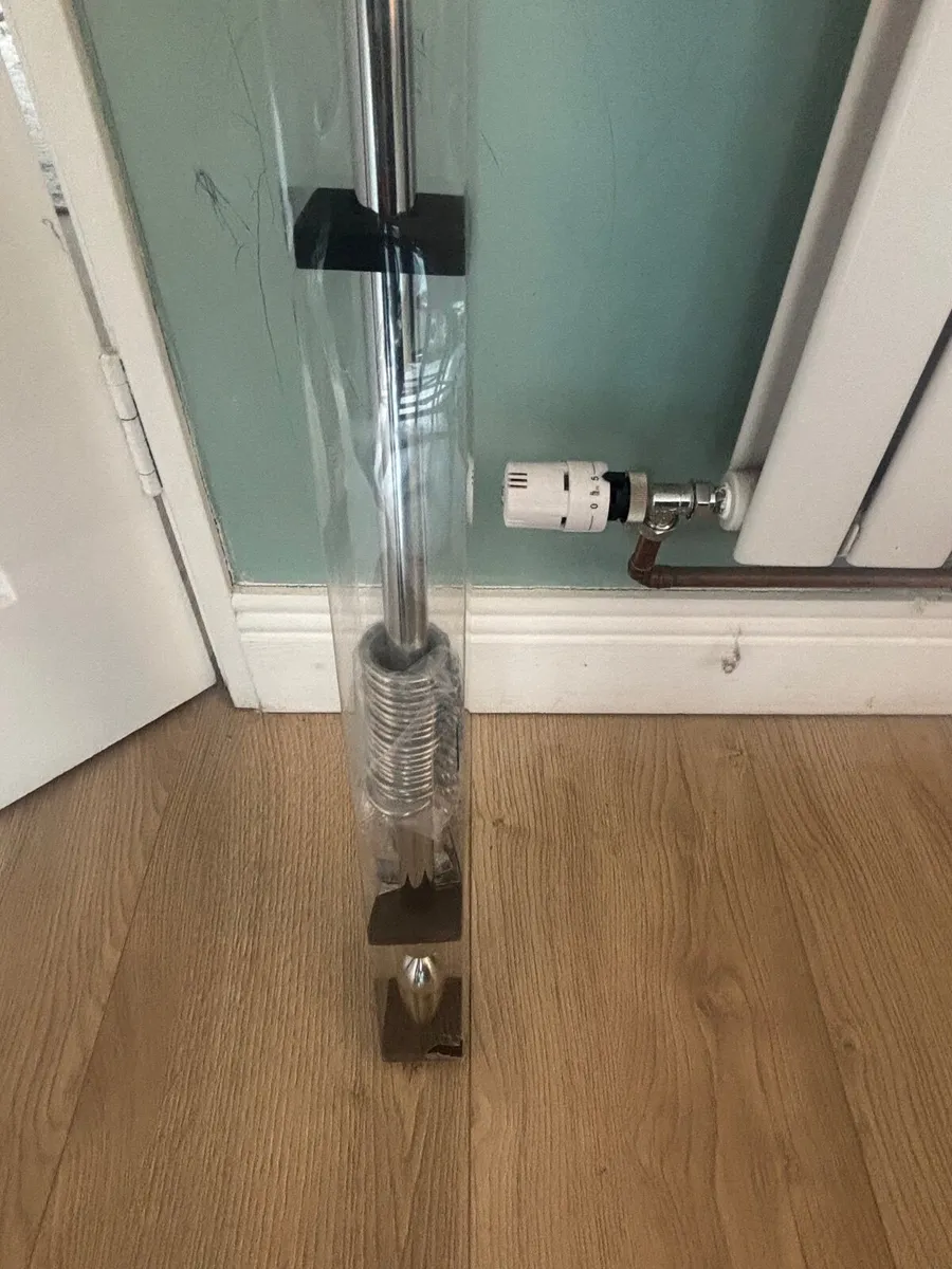 Curtain Pole - Image 4