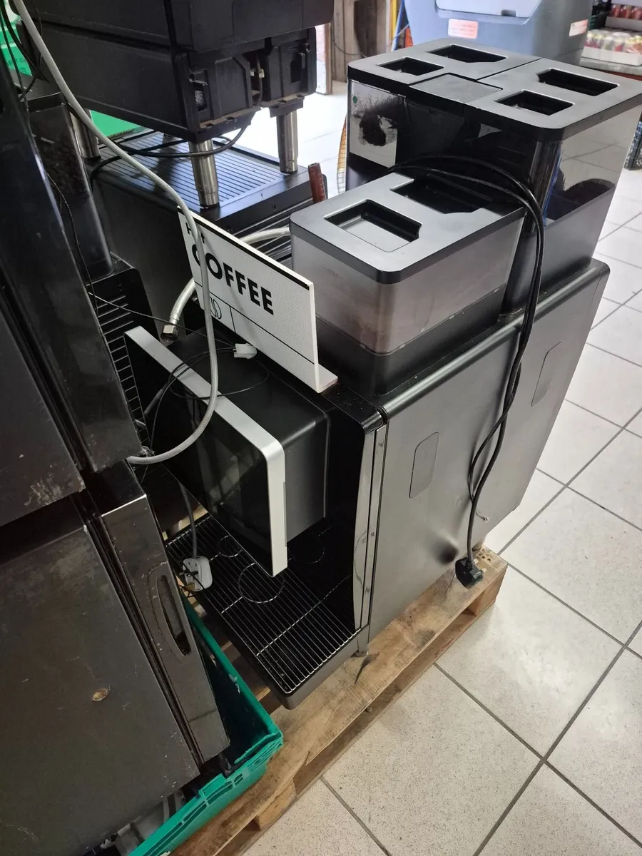 FRANKE A600 COFFEE MACHINE - Image 3