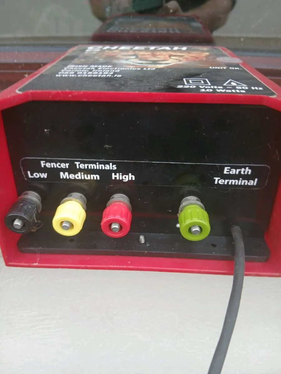 Electric fence - Image 2