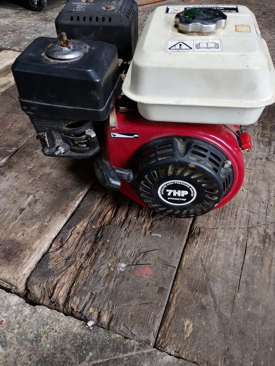 Engine of small power washer petrol 7 hp