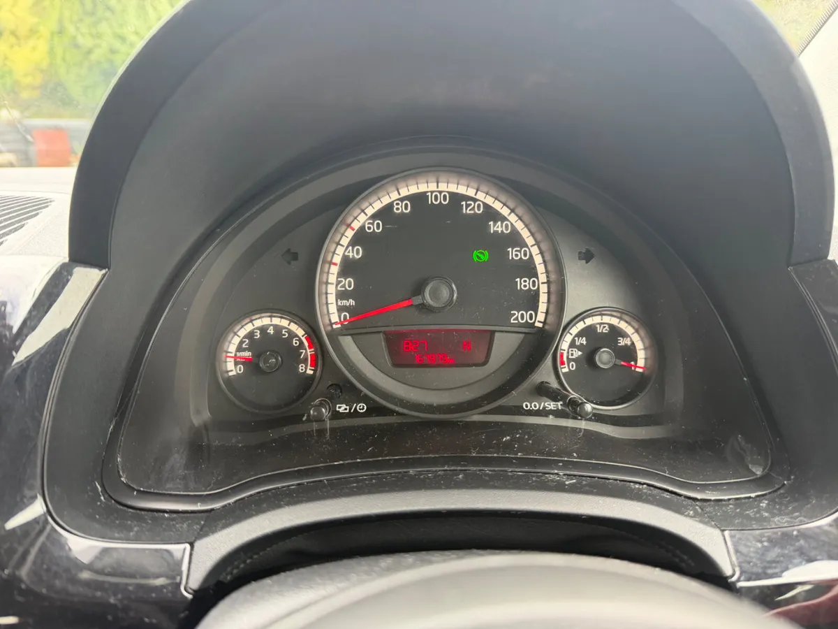 2015 Volkswagen UPi 1 L petrol Automatic - Image 2