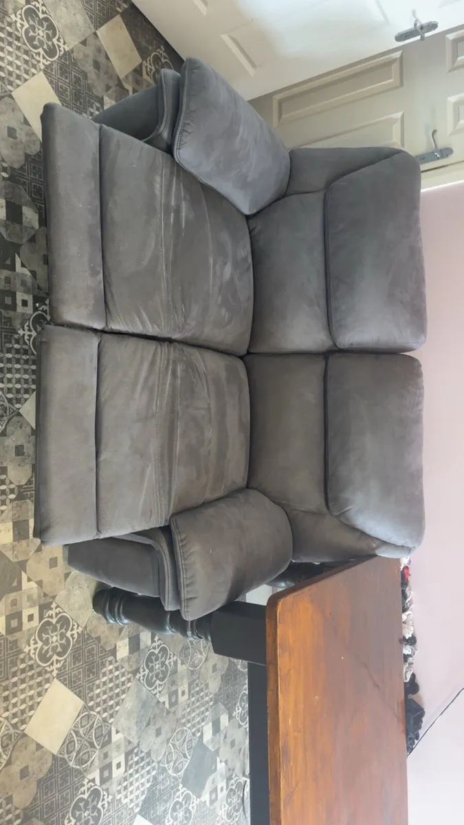 2 seater sofa - Image 4