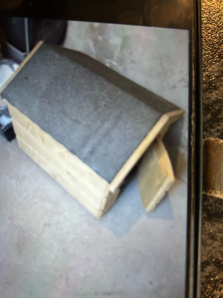 Dog house - Image 3