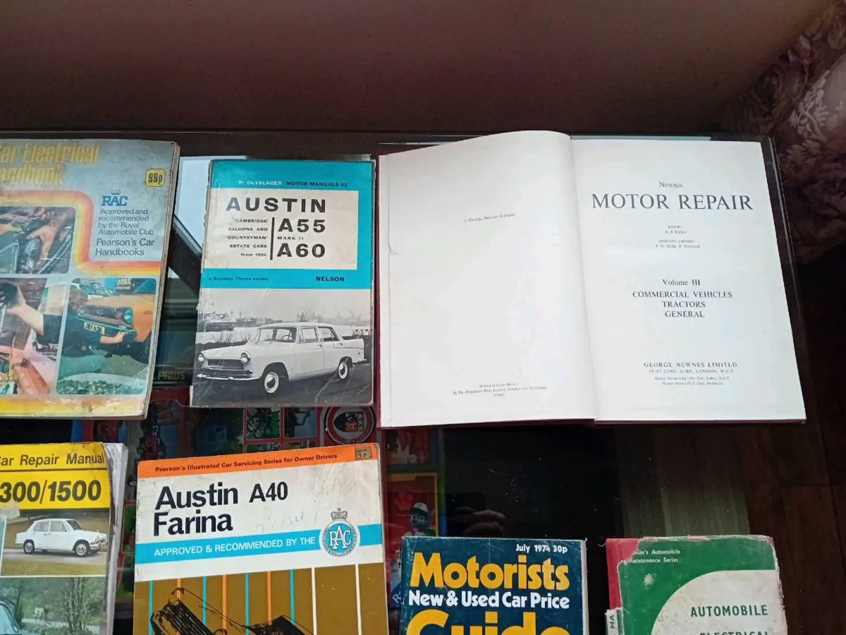 VINTAGE CAR MANUALS - Image 3