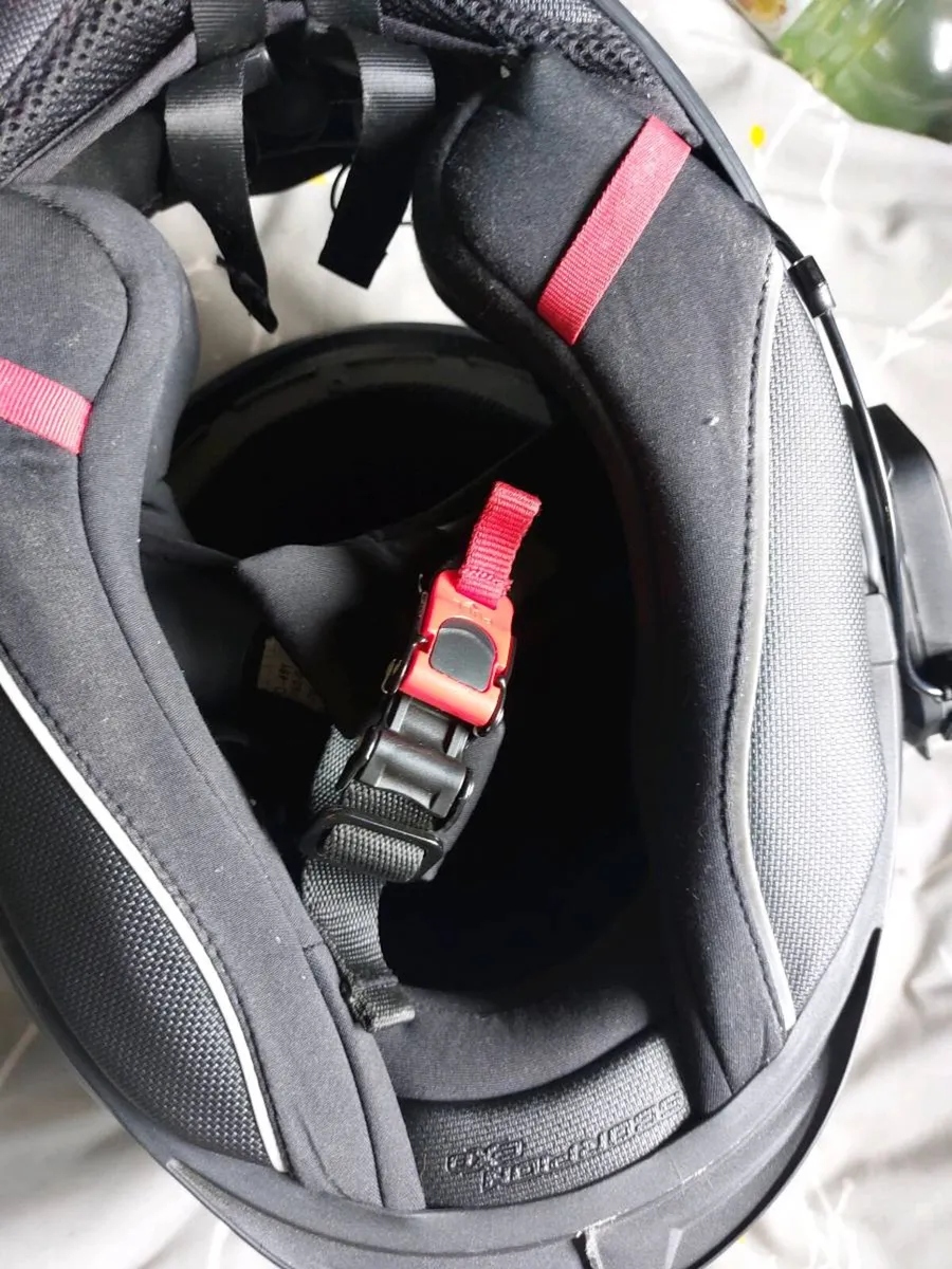 Scorpion Evo Helmet & Snell intercom system - Image 4
