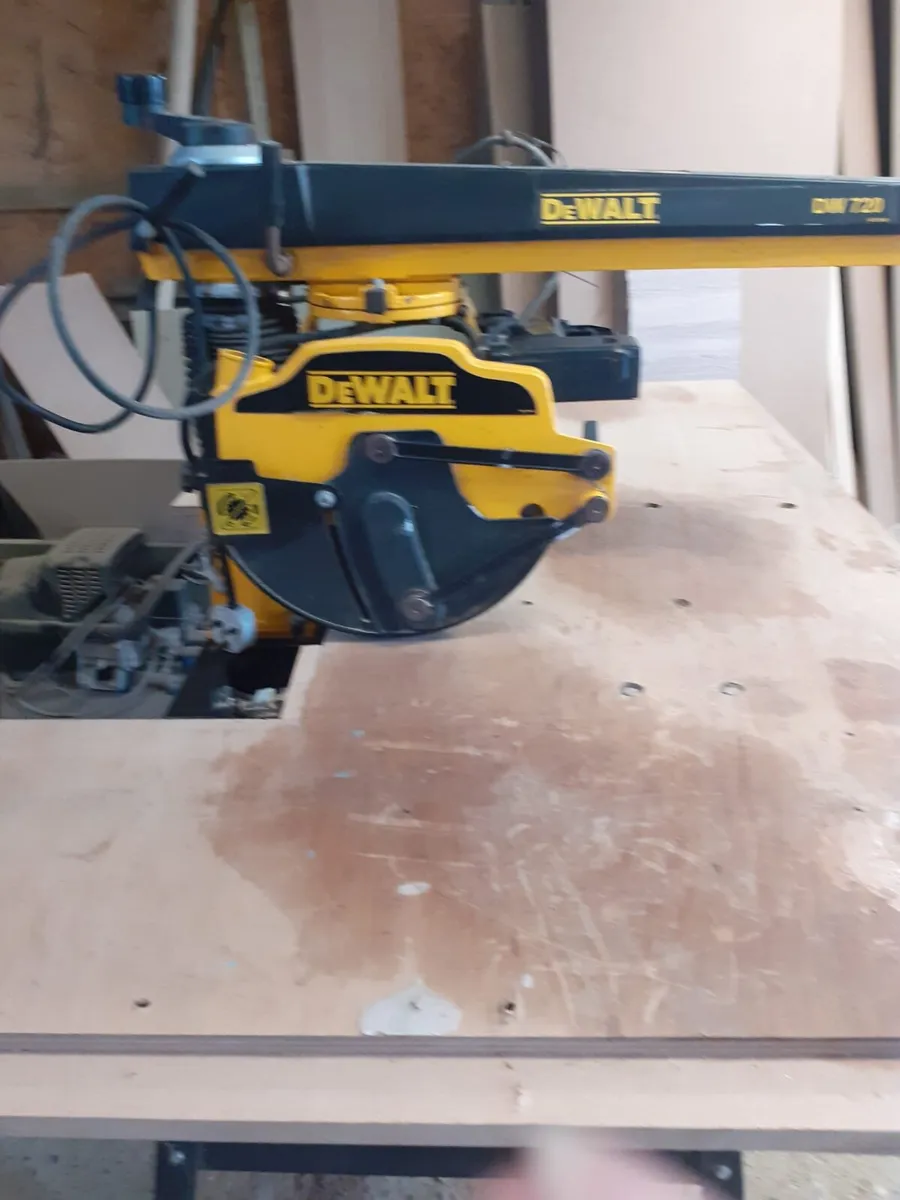 DeWalt radial saw - Image 1
