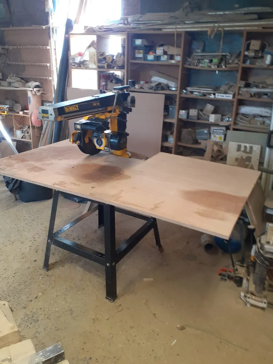DeWalt radial saw - Image 4