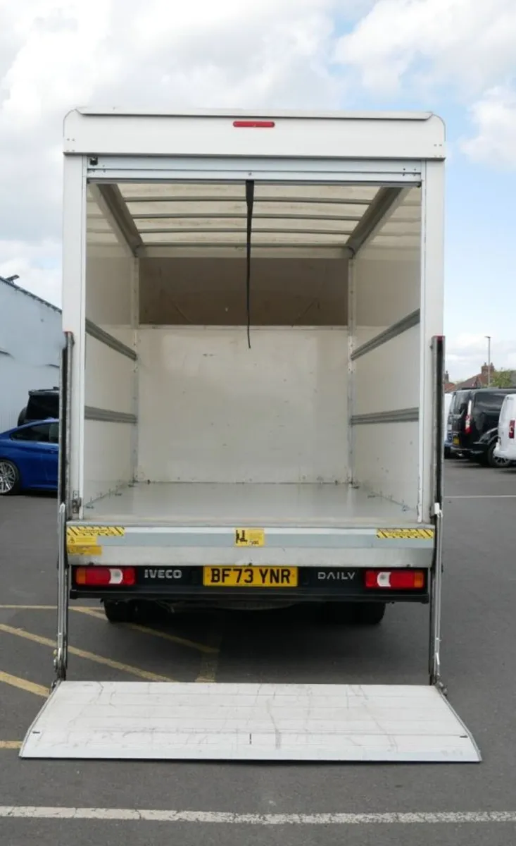 2023 Iveco Daily Luton Box Van - Image 3