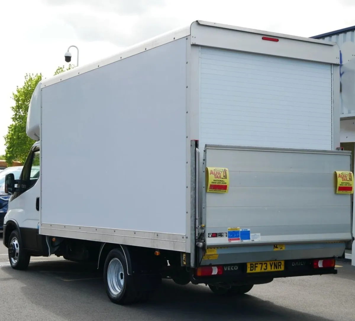 2023 Iveco Daily Luton Box Van - Image 1