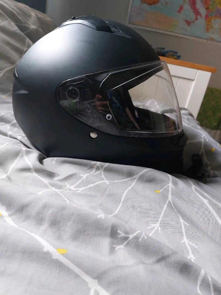 HJC C10 motorcycle helmet & Sena intercom system - Image 2
