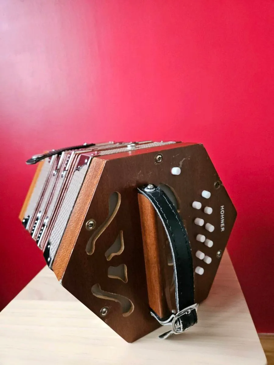 Hohner Concertina - Image 4