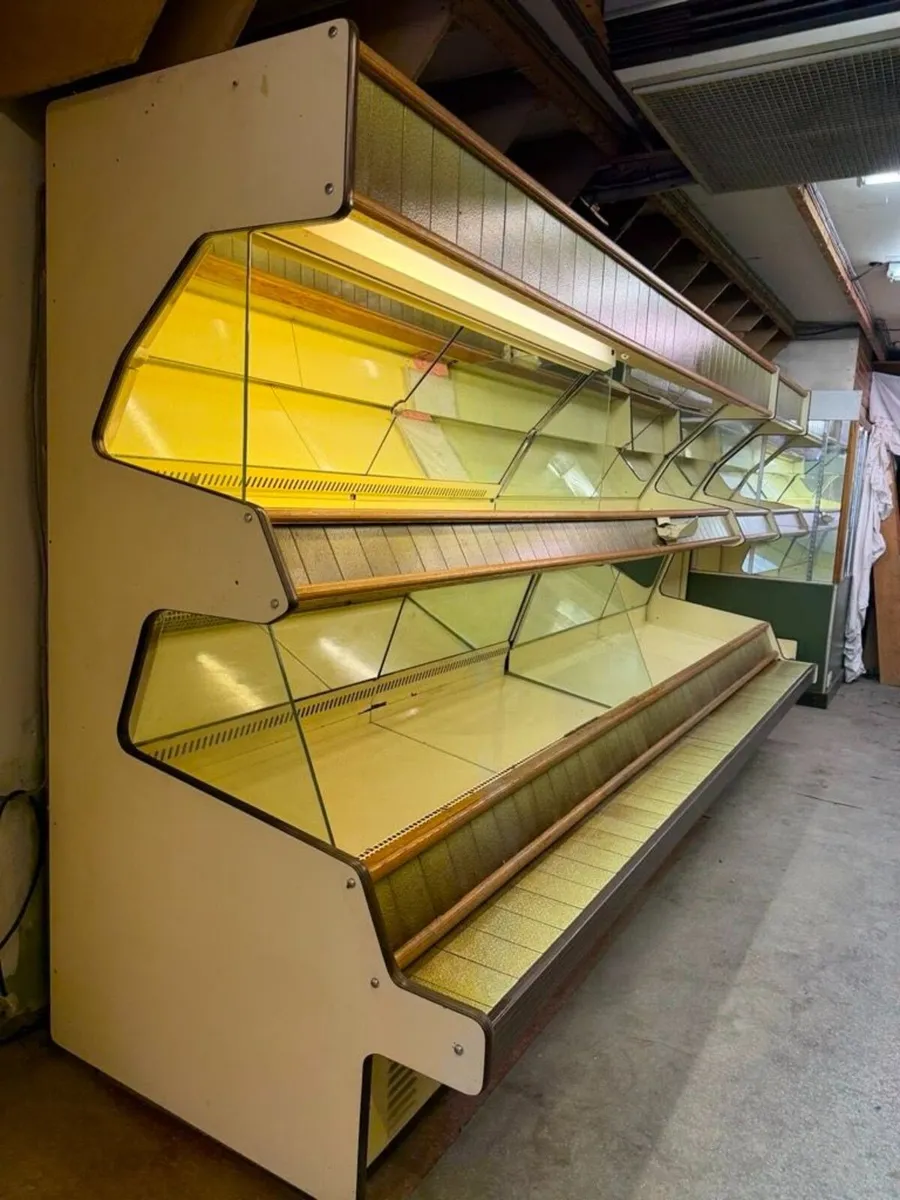 Display Units and Shop Shelving - Image 1