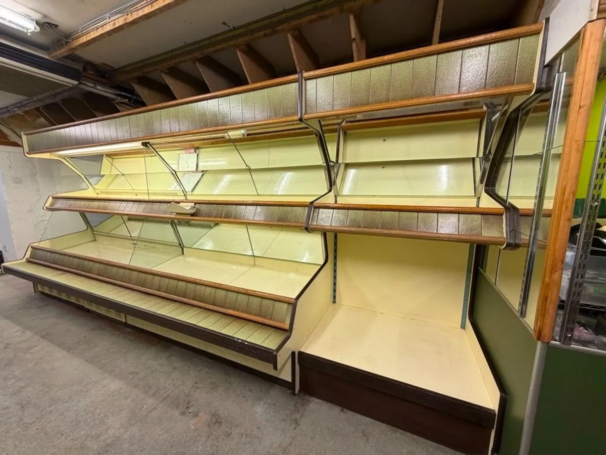 Display Units and Shop Shelving - Image 2