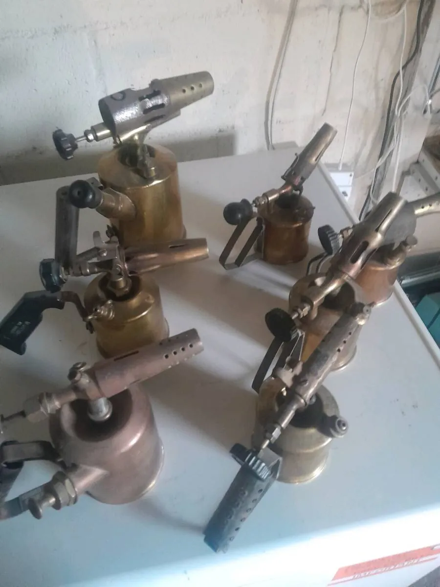 Seven  vintage blow torches - Image 1