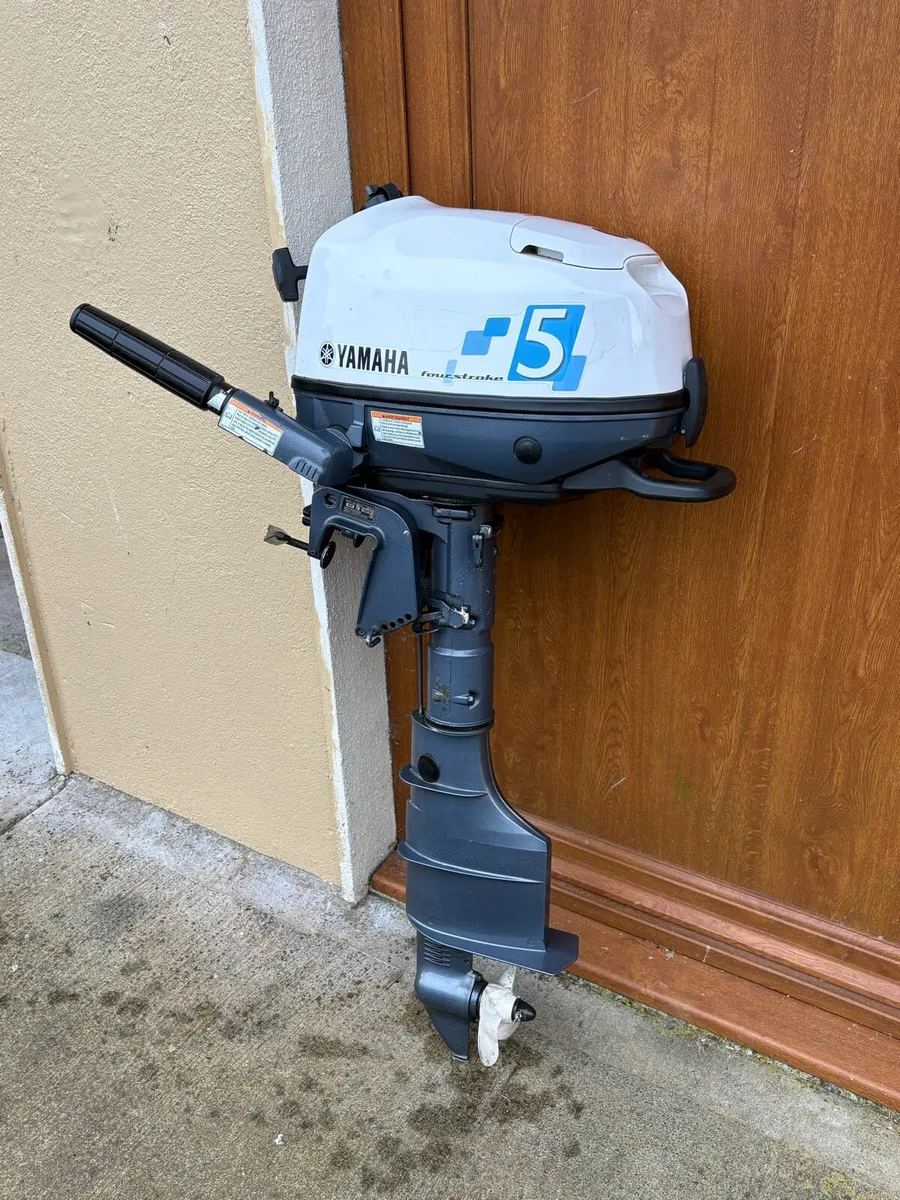 Yamaha 5hp outboard - Image 1