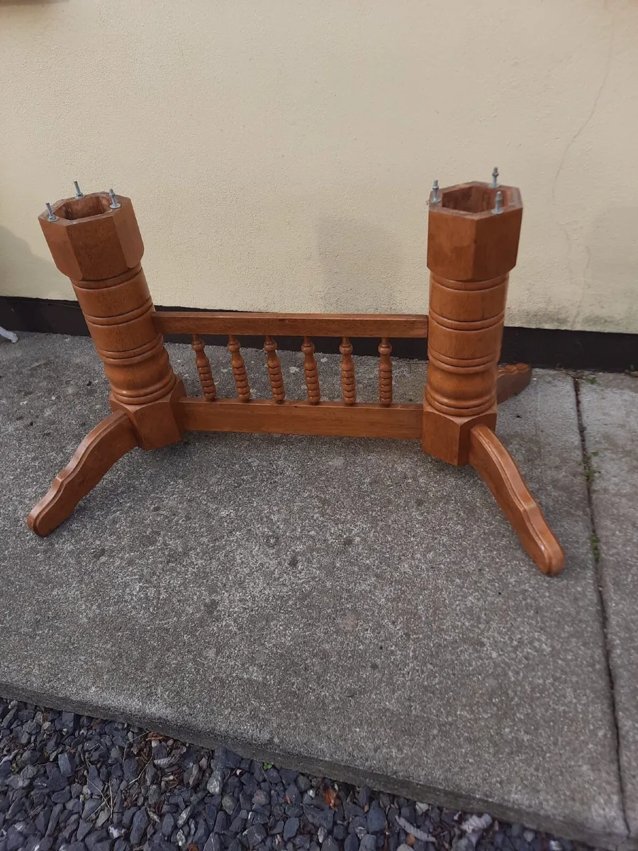 Table pod - Image 2