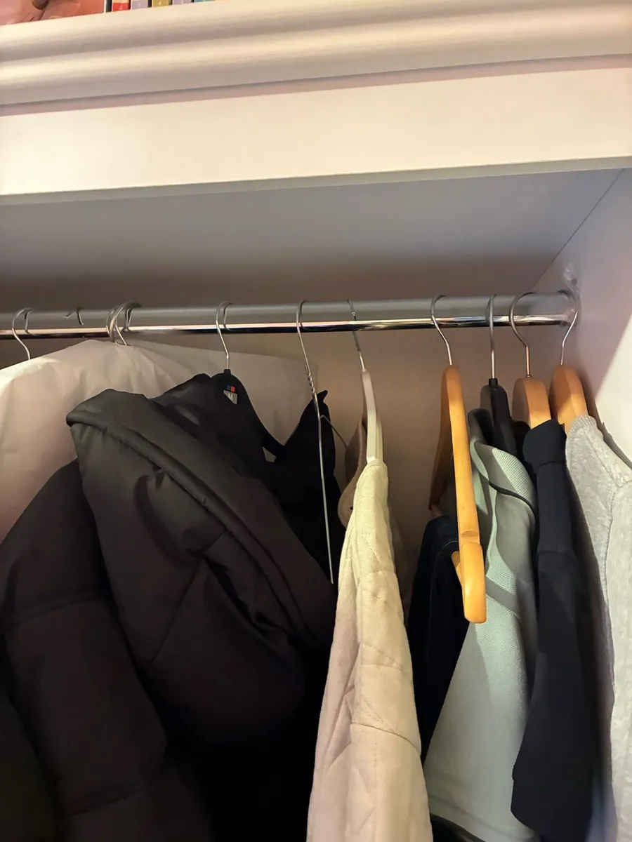3 Door Wardrobe with 2 drawers and mirror - Image 3