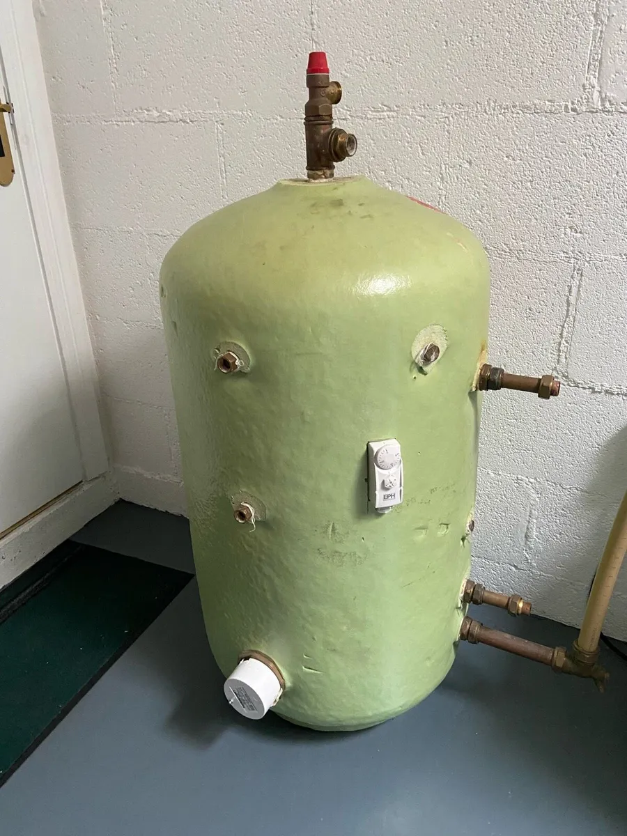 Hot Water Cylinder - Image 1