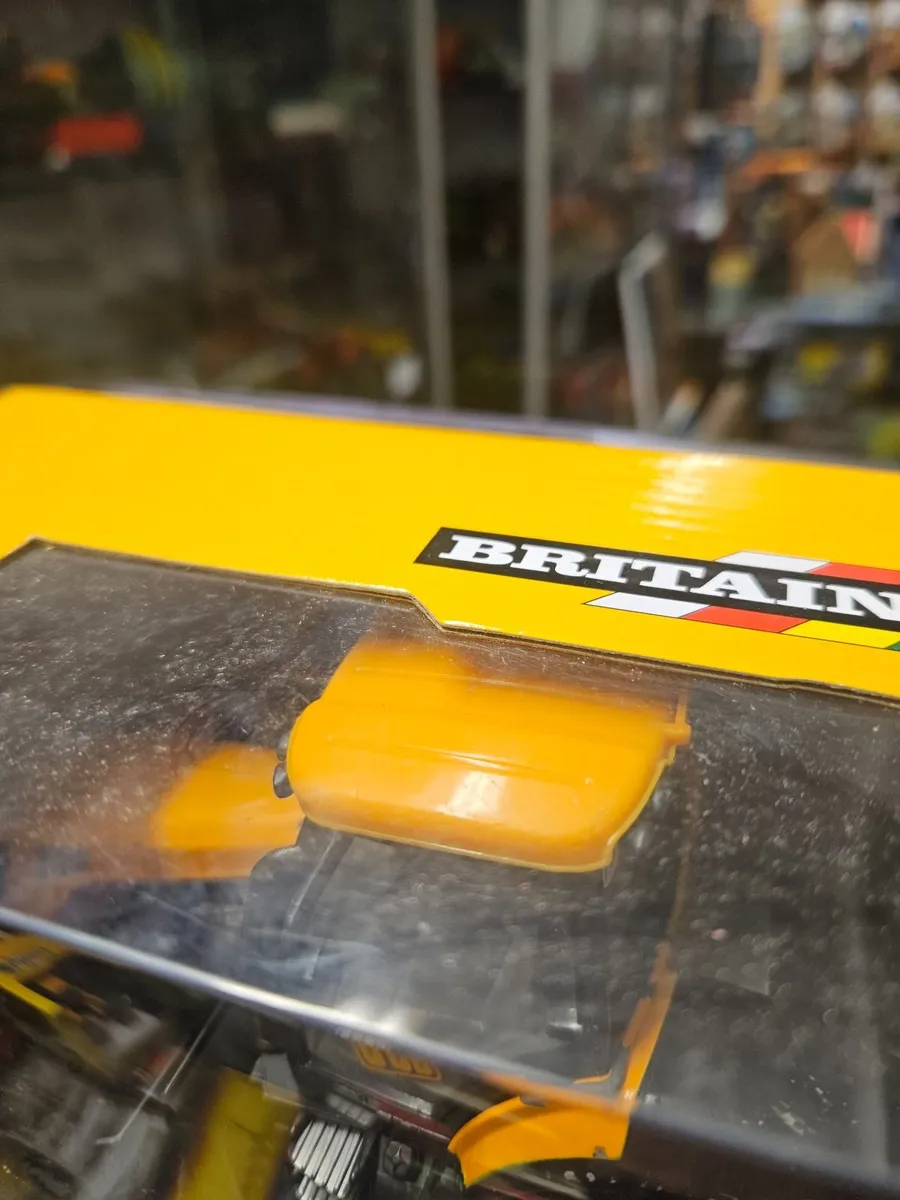 Britain's JCB Fastrac - Image 2
