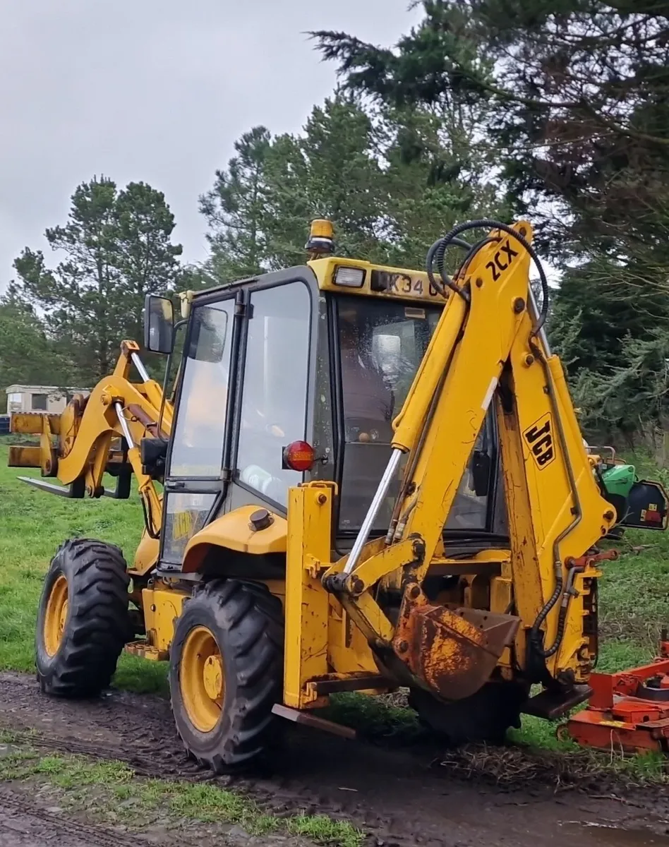 JCB 2CX Backhoe Loader 3000 hours - Image 2