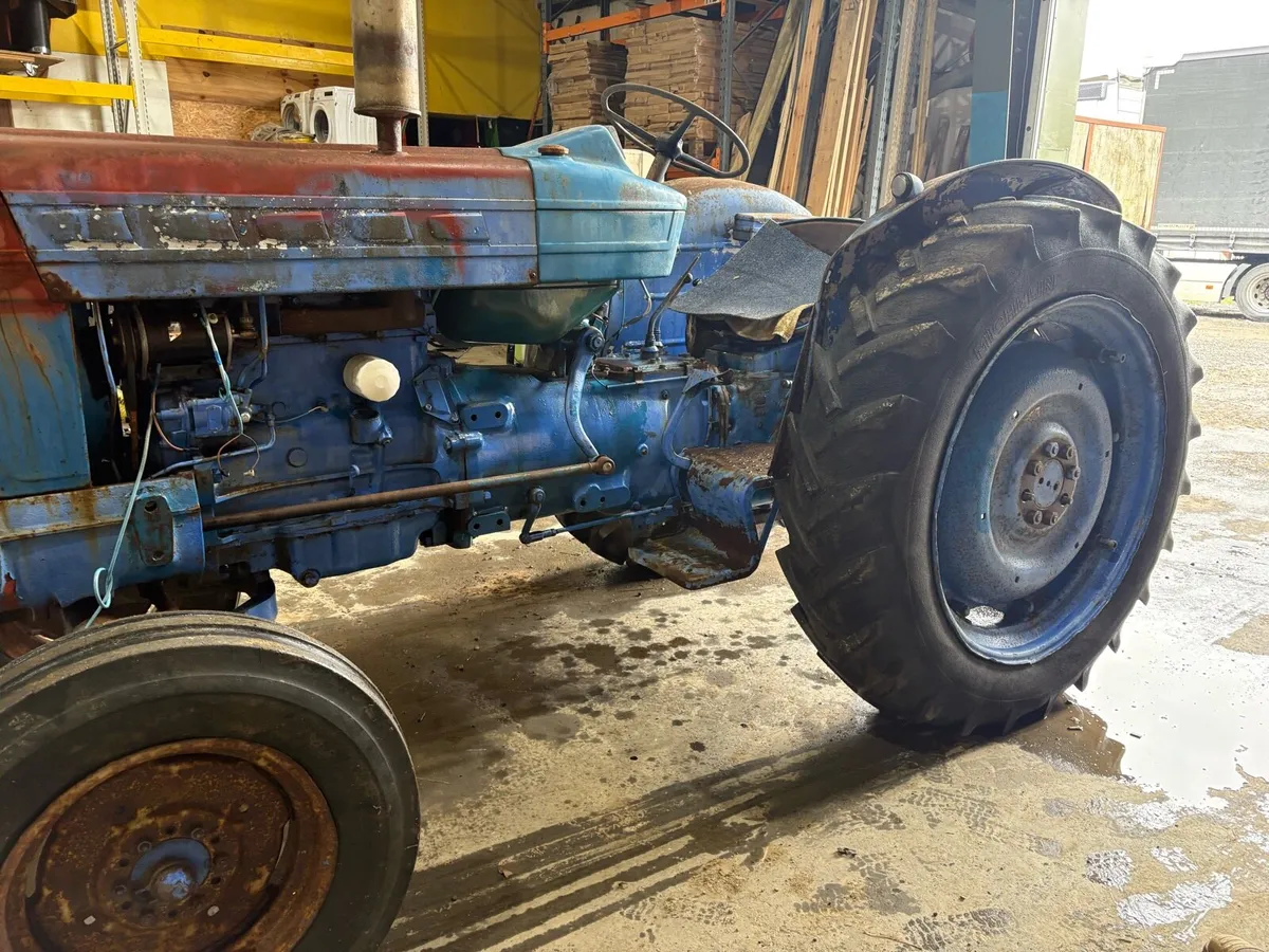 Ford 5000 tractor 1966 - Image 1