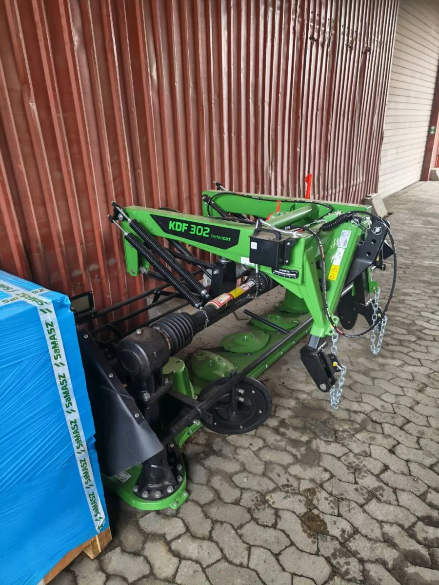 SaMASZ KDF 302 Front Mower 3.0m – NEW - Image 3