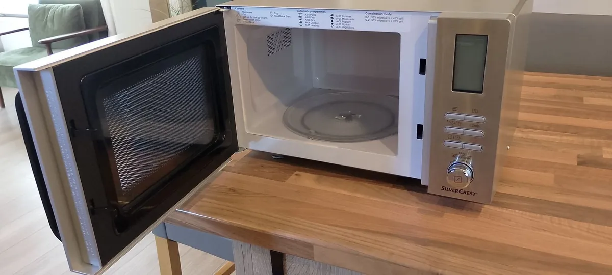 Microwave oven - Image 2