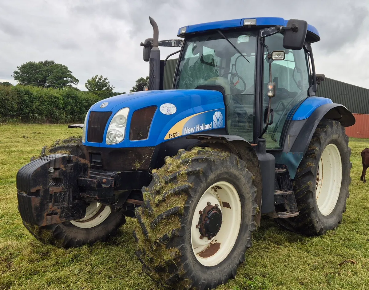 New Holland TSA 125 - Image 2