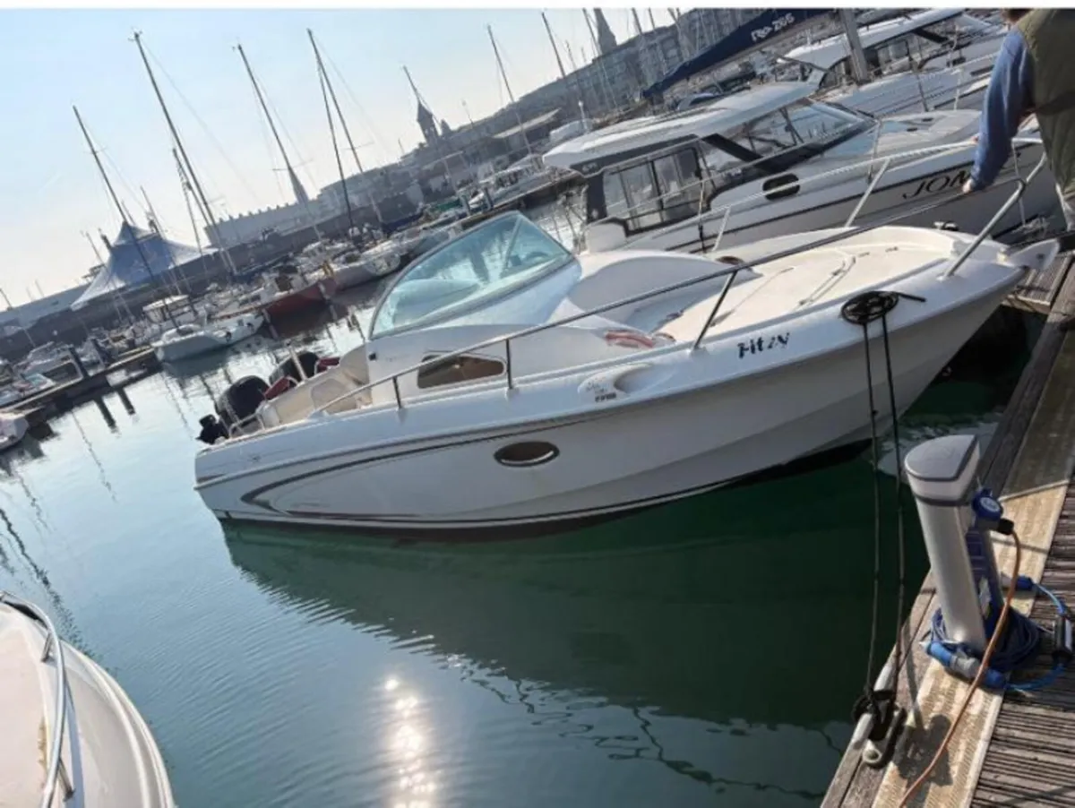 Beneteau flyer 750 - Image 4