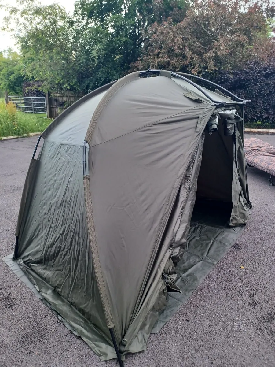 Nash Titan Xl Bivvy plus JRC Rova Camo Sleep Syste - Image 4