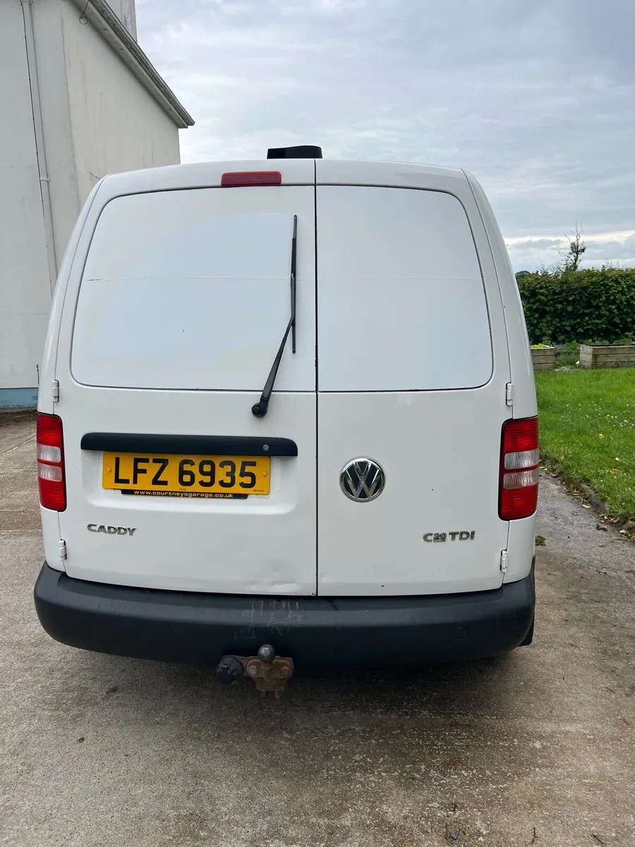 Volkswagen caddy - Image 3