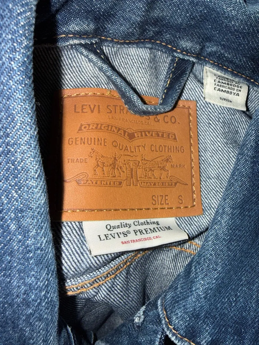 Levi’s Denim Jacket Size Small - Image 2
