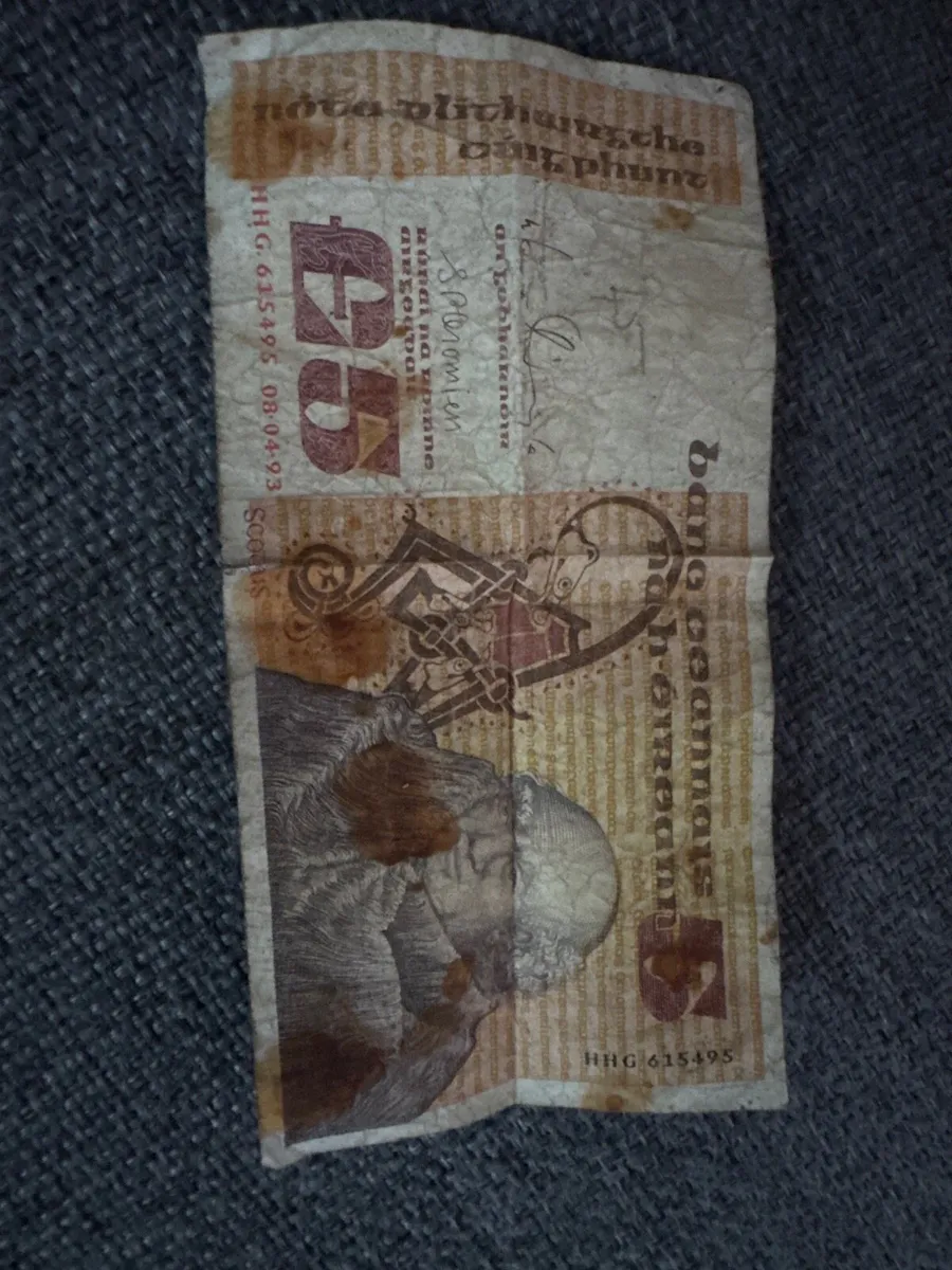 £ - Image 1