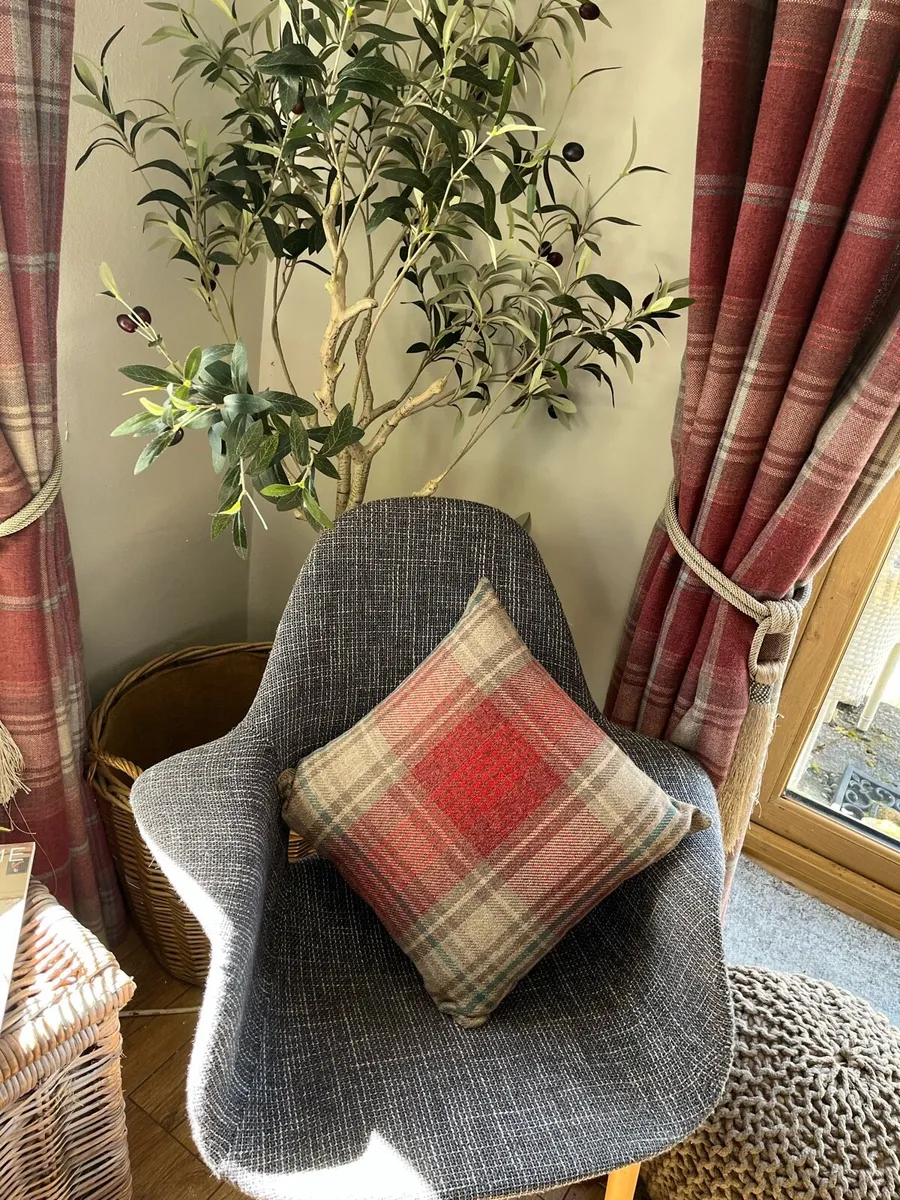 Chair - Image 2