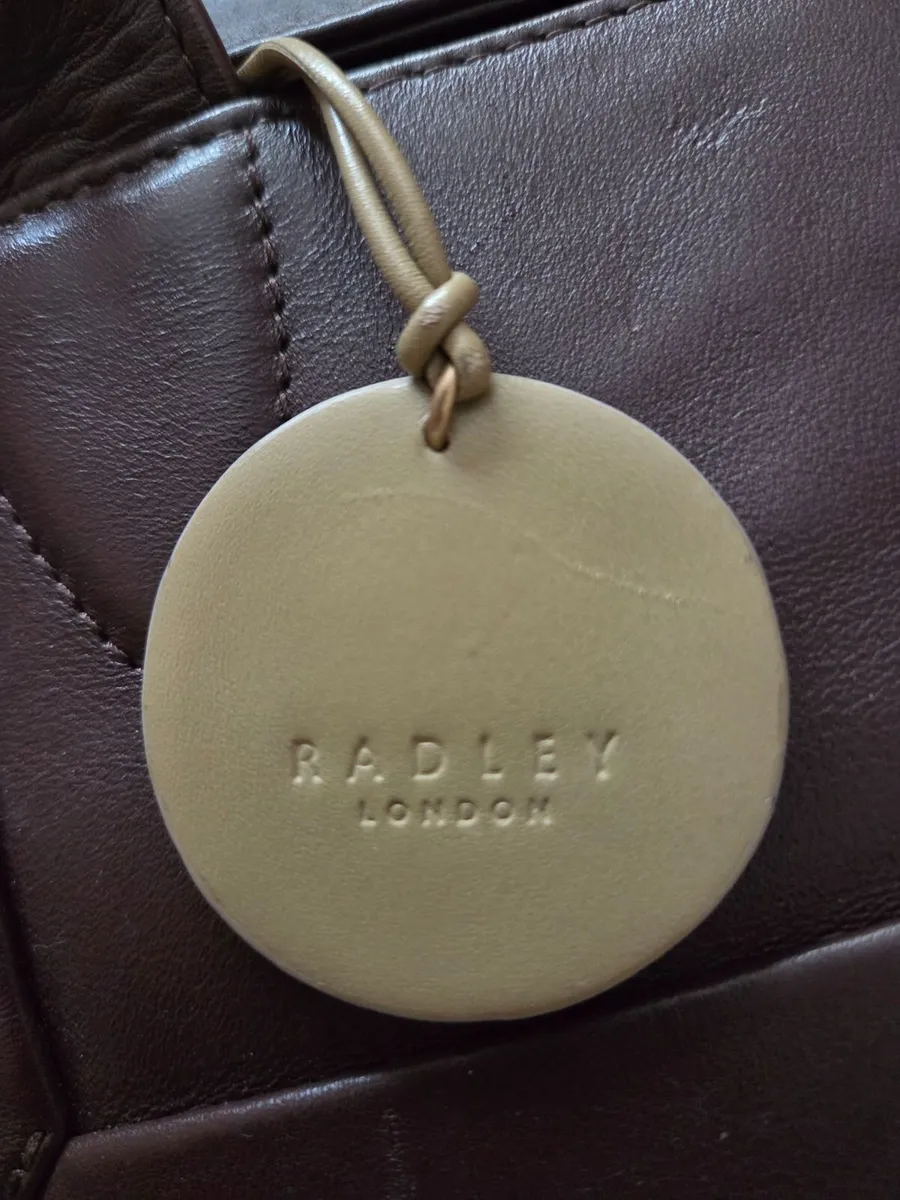 A Radley chocolate brown hand bag - Image 2