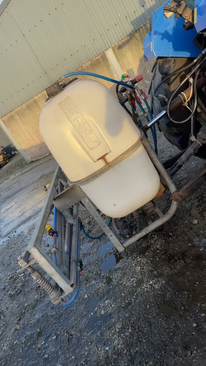 TARAL 400litre sprayer - Image 1