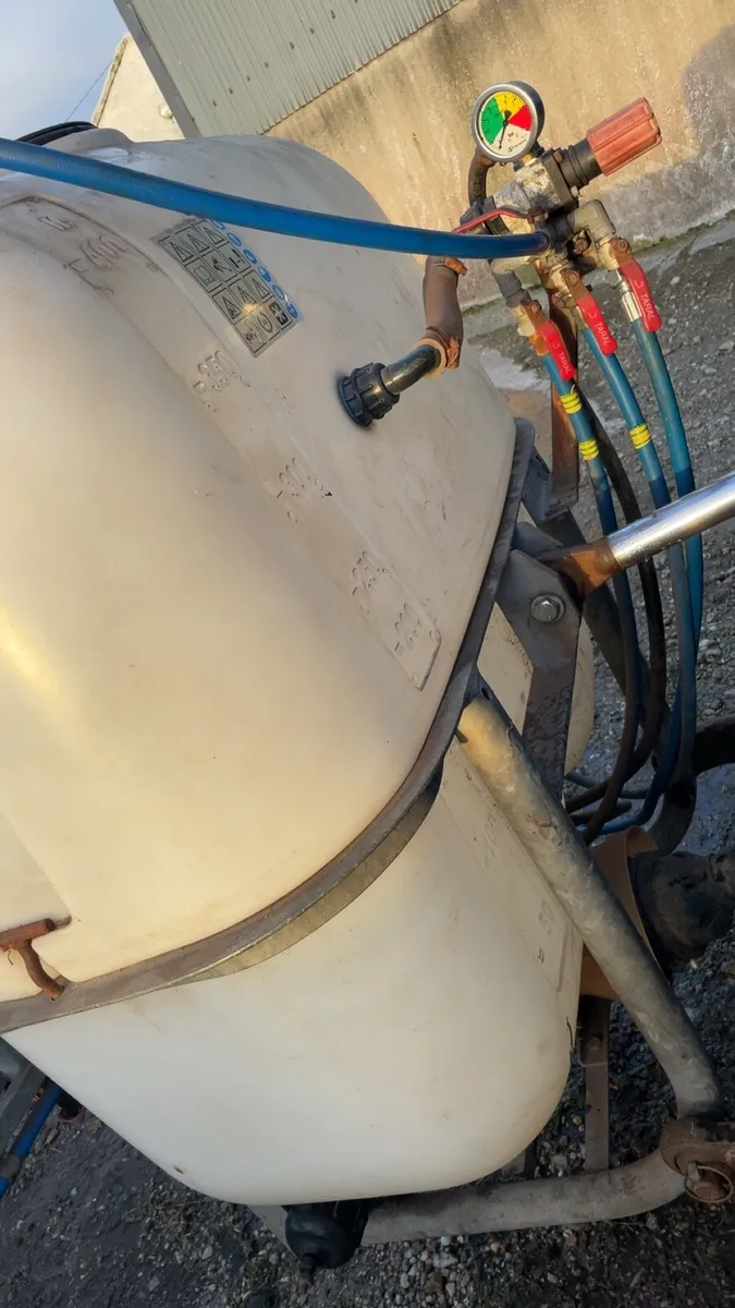 TARAL 400litre sprayer - Image 2