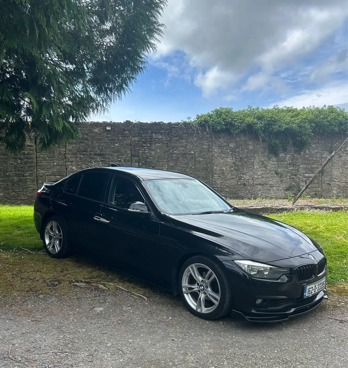 2016/2  BMW 318 d 2.0 ltr. diesel NCT September27 - Image 1