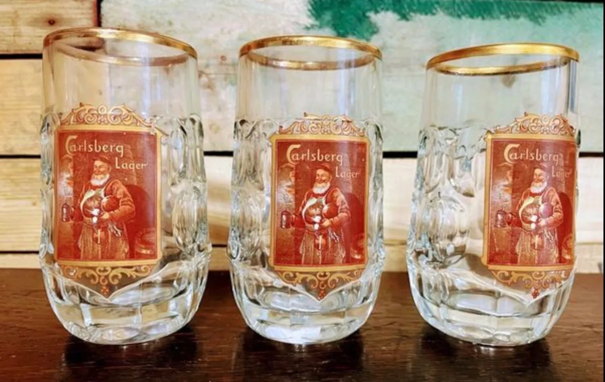 1970s Carlsberg glasses - Image 1