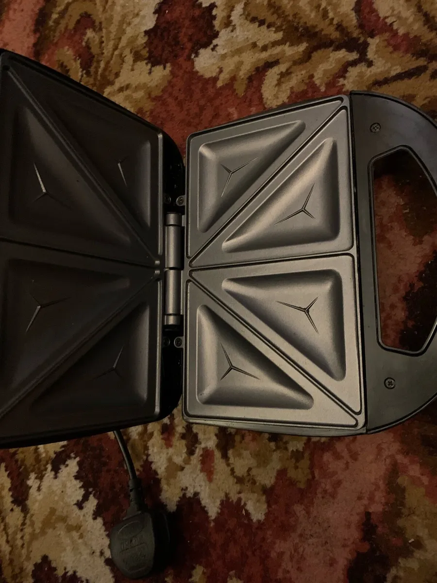 Sandwich toaster - Image 3