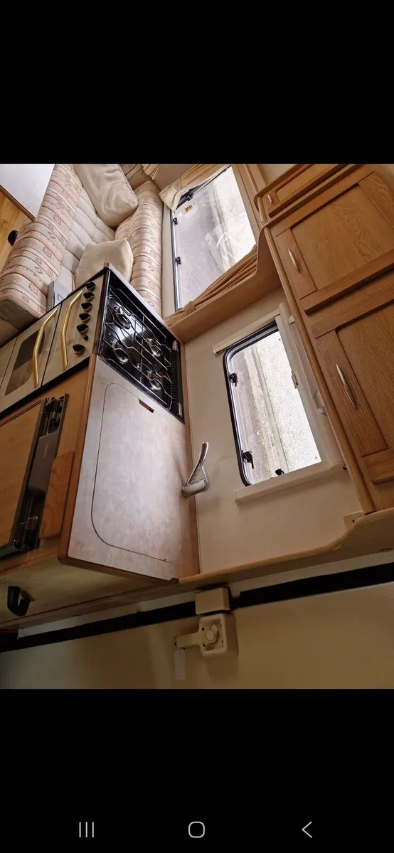 Camper - Image 3