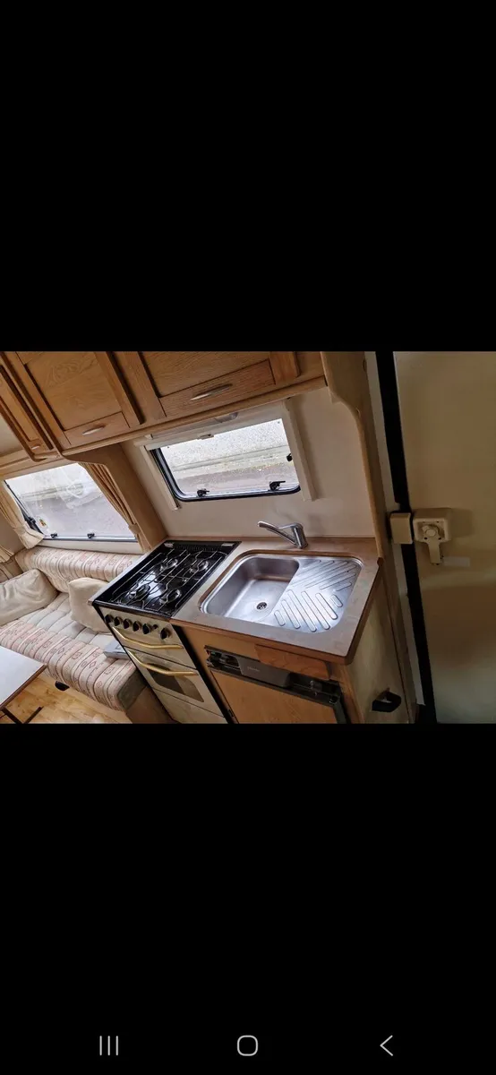 Camper - Image 4