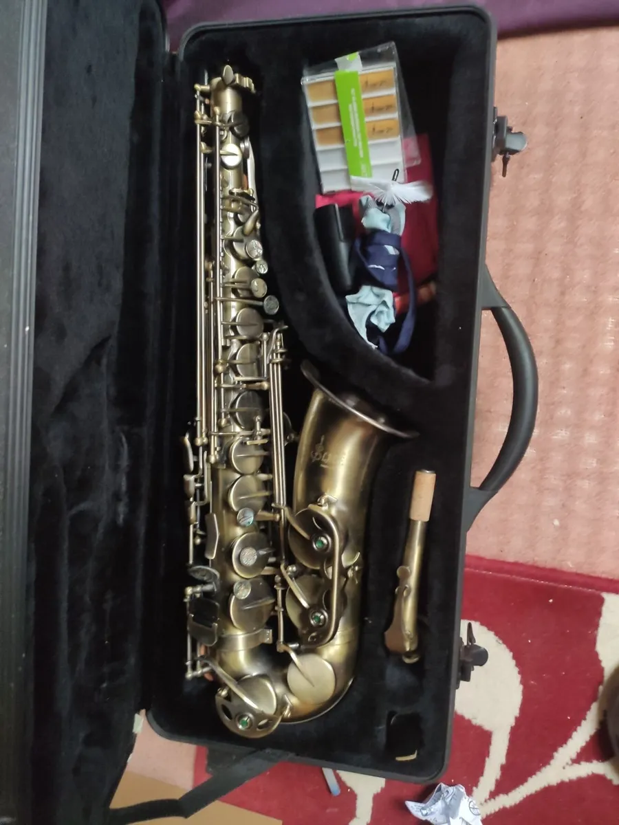 Gear4Music Slade Alto Saxophone - Image 4