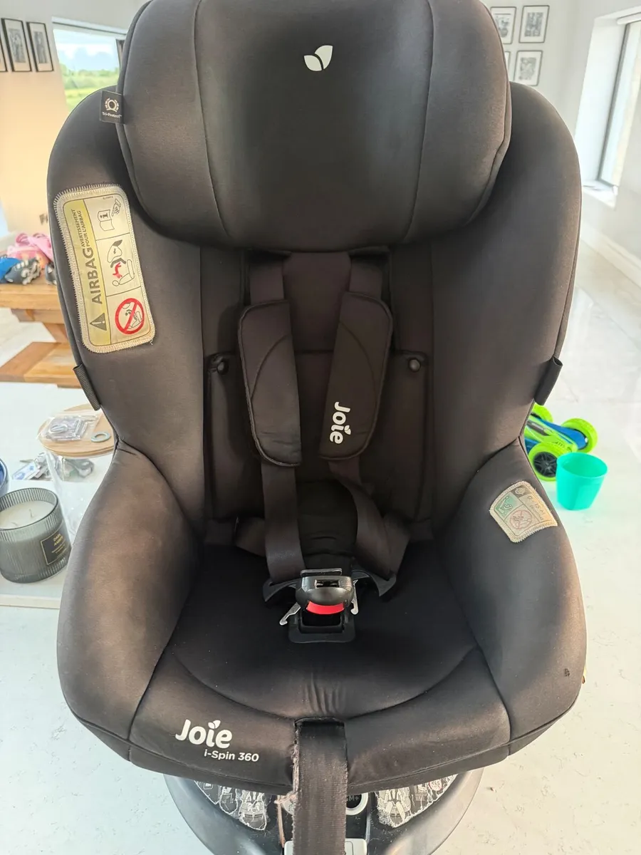 Child’s car seat - Image 4