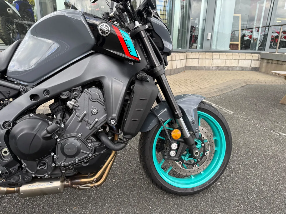 2023 Yamaha MT 09 - Image 2