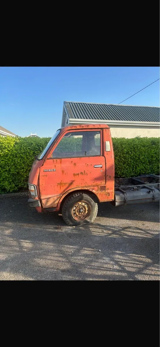 Barn find hiace pickup - Image 2