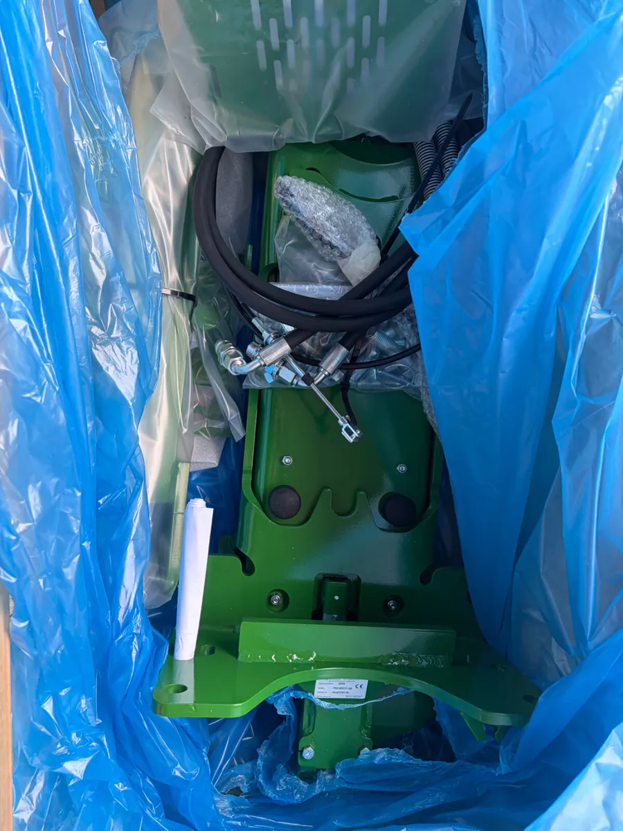 Dromone Hitch John Deere 6910 - Image 1