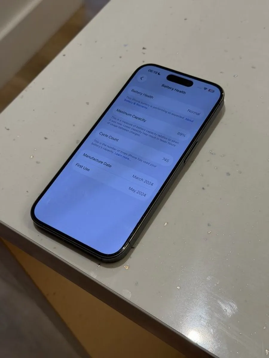 iphone 15 Pro 256gb - Image 2